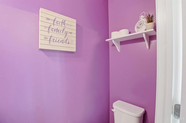 212 Wooded Ridge Drive, Batavia Twp, OH 45102