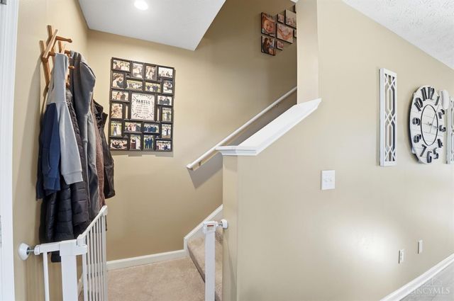 212 Wooded Ridge Drive, Batavia Twp, OH 45102