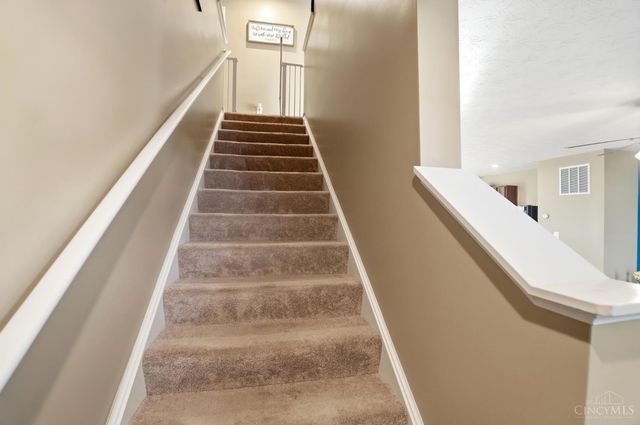 212 Wooded Ridge Drive, Batavia Twp, OH 45102