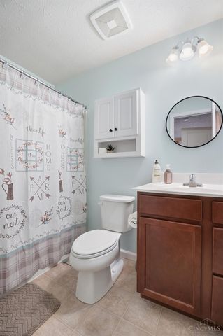 212 Wooded Ridge Drive, Batavia Twp, OH 45102