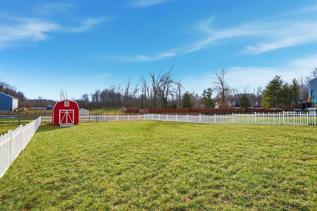 212 Wooded Ridge Drive, Batavia Twp, OH 45102