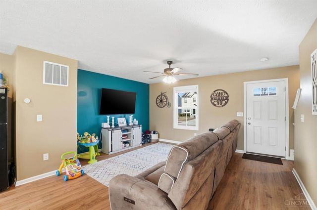 212 Wooded Ridge Drive, Batavia Twp, OH 45102