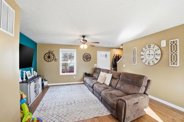 212 Wooded Ridge Drive, Batavia Twp, OH 45102