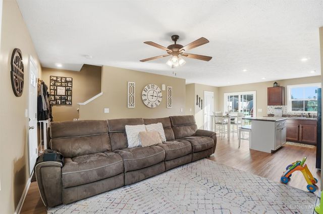 212 Wooded Ridge Drive, Batavia Twp, OH 45102