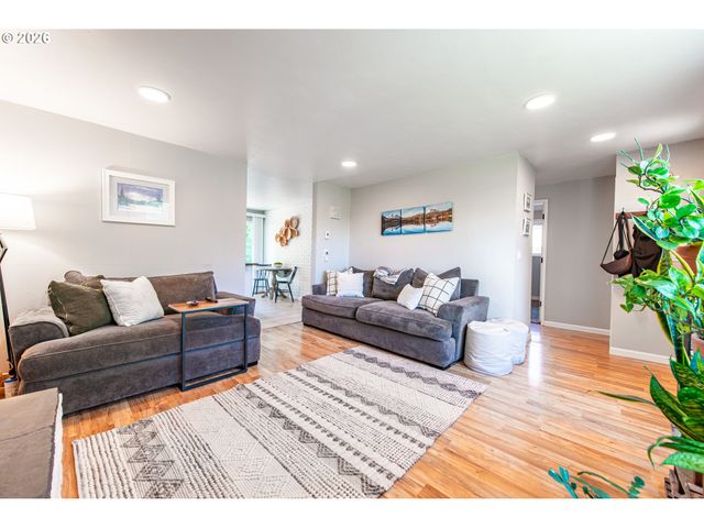 5621 CODY Ave, Eugene, OR 97402