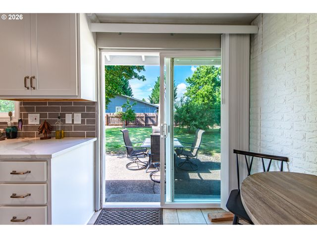 5621 CODY Ave, Eugene, OR 97402