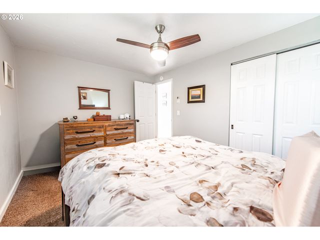 5621 CODY Ave, Eugene, OR 97402