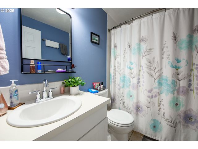 5621 CODY Ave, Eugene, OR 97402