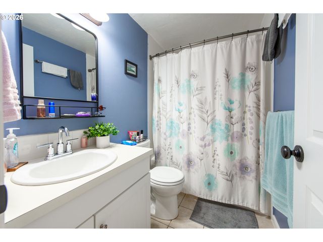 5621 CODY Ave, Eugene, OR 97402