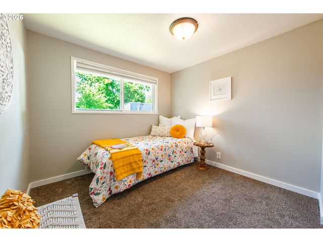 5621 CODY Ave, Eugene, OR 97402