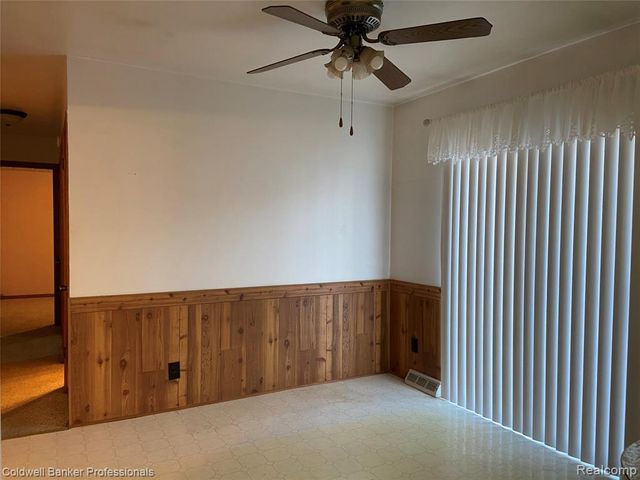 3886 Poit Drive, Lapeer, MI 48446