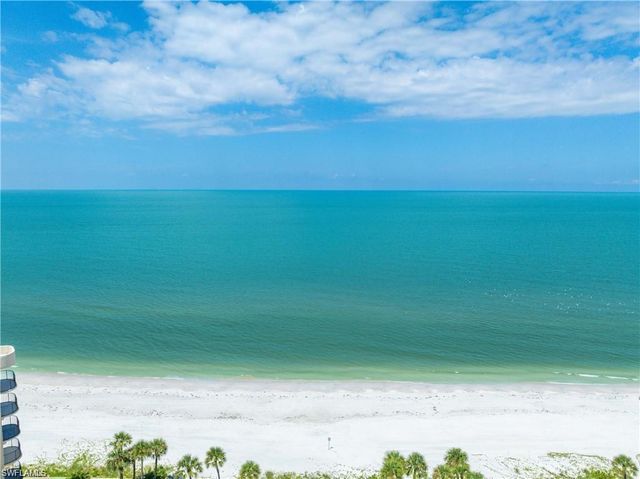 3070 Gulf Shore BLVD N # 201, Naples, FL 34103