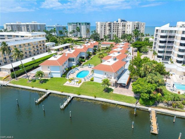 3070 Gulf Shore BLVD N # 201, Naples, FL 34103