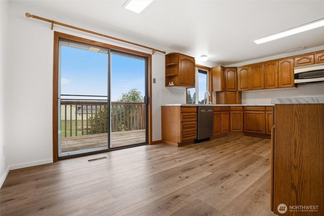 9932 Berkshire Loop SE, Olympia, WA 98313