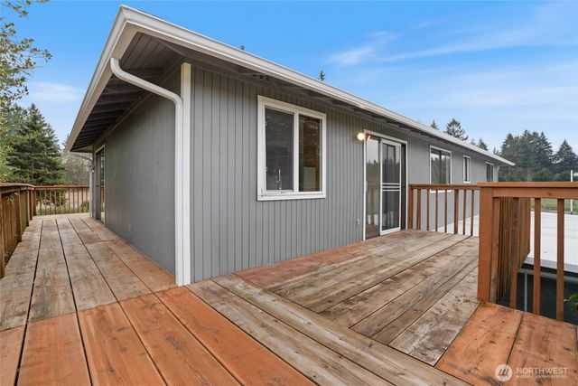 9932 Berkshire Loop SE, Olympia, WA 98313