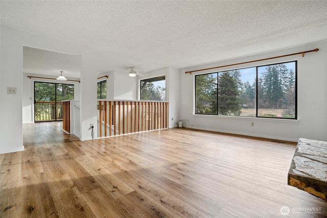 9932 Berkshire Loop SE, Olympia, WA 98313