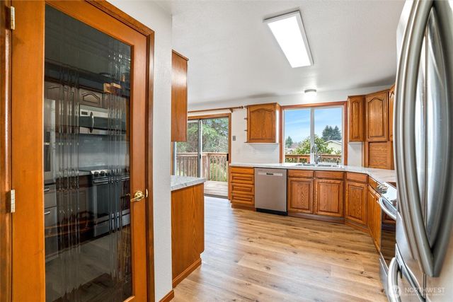 9932 Berkshire Loop SE, Olympia, WA 98313