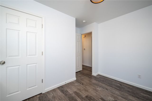 3719 Blue Mound NE, Cedar Rapids, IA 52402