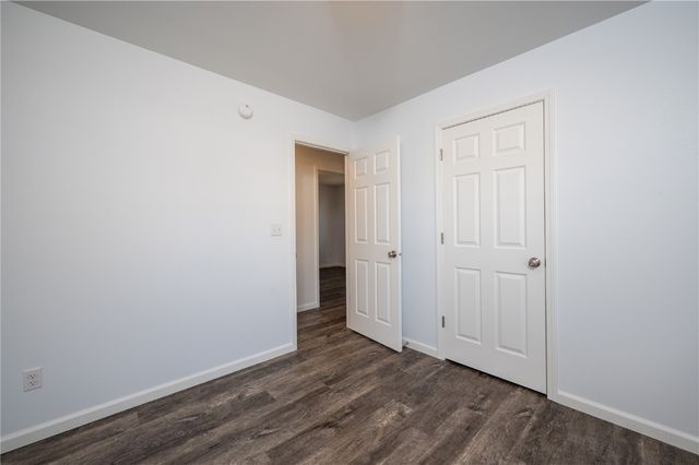 3719 Blue Mound NE, Cedar Rapids, IA 52402