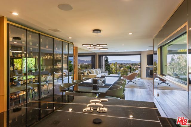 3914 Fredonia Drive, Los Angeles, CA 90068