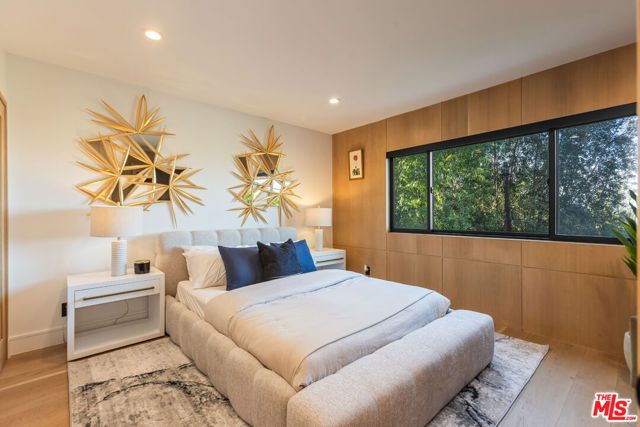 3914 Fredonia Drive, Los Angeles, CA 90068