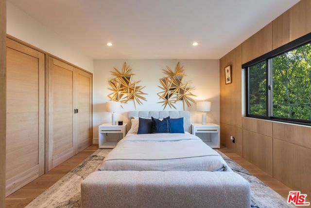 3914 Fredonia Drive, Los Angeles, CA 90068