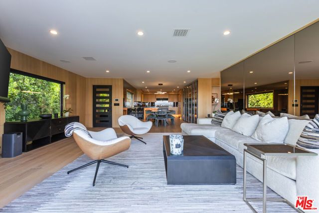 3914 Fredonia Drive, Los Angeles, CA 90068