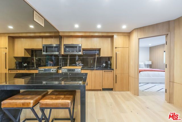 3914 Fredonia Drive, Los Angeles, CA 90068