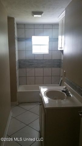 1757 Southhaven Circle, Jackson, MS 39212