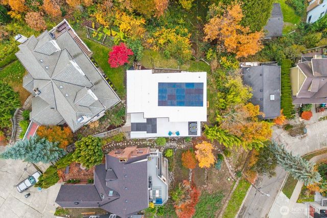 1701 41st Avenue SW, Seattle, WA 98116