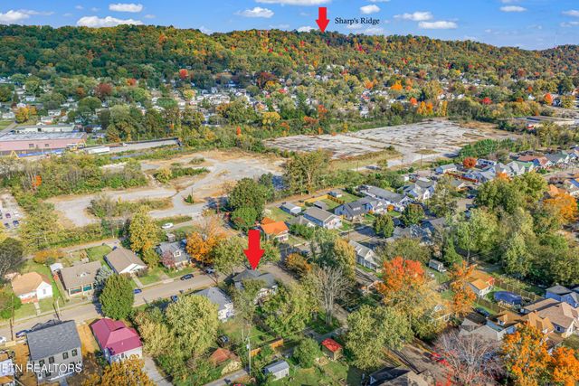 230 E Morelia Ave, Knoxville, TN 37917