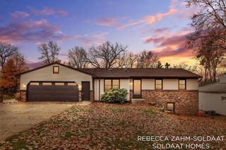 2370 Kent Boulevard NE, Grand Rapids, MI 49503