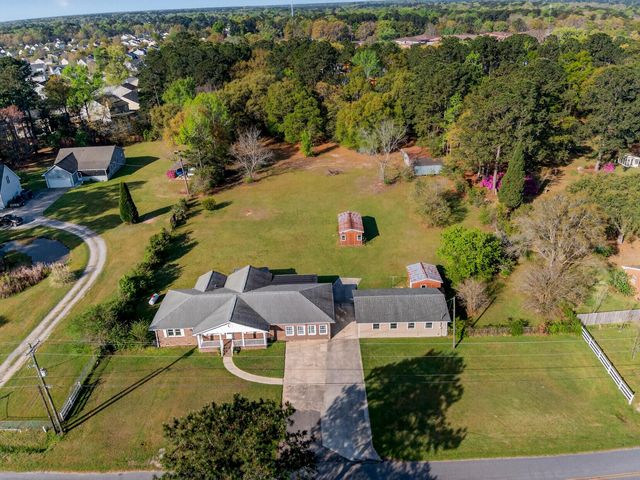 436 Old Fort Drive, Ladson, SC 29456