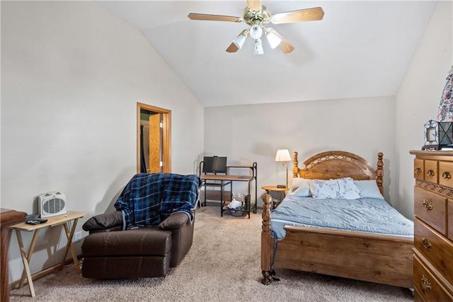 604 S Sunset Lane, Raymore, MO 64083