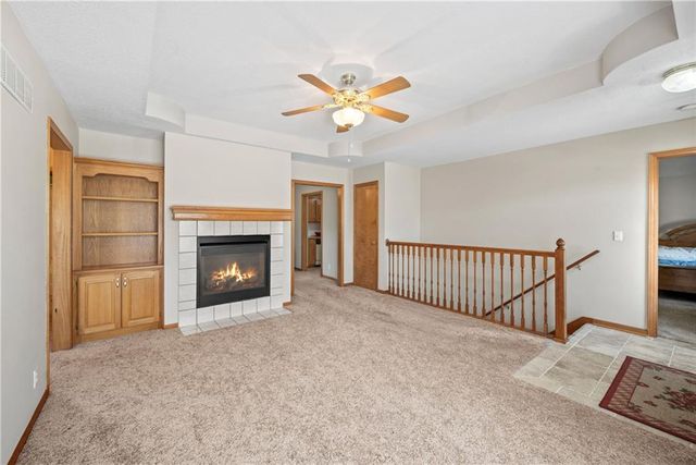 604 S Sunset Lane, Raymore, MO 64083