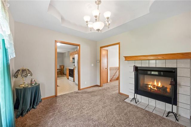 604 S Sunset Lane, Raymore, MO 64083