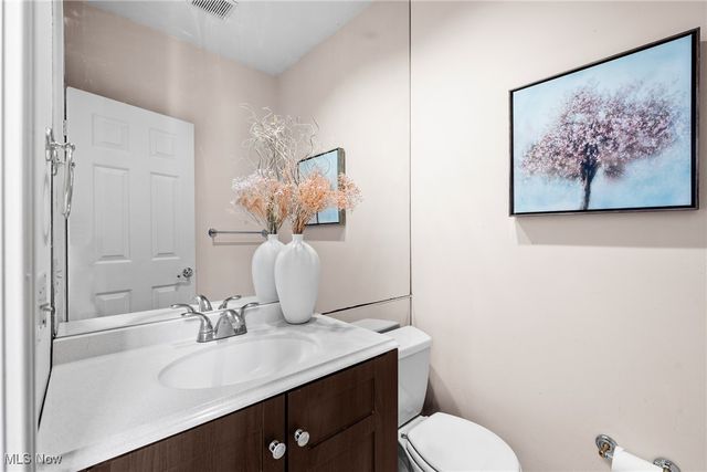 6170 Nicholson Drive, Hudson, OH 44236