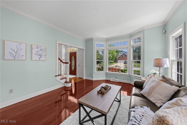 6170 Nicholson Drive, Hudson, OH 44236