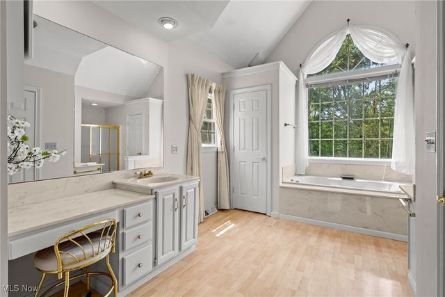 6170 Nicholson Drive, Hudson, OH 44236