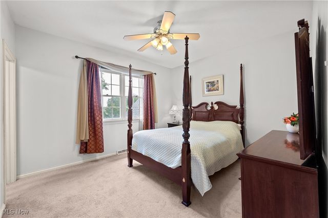 6170 Nicholson Drive, Hudson, OH 44236