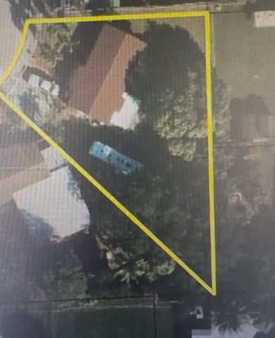 17935 NW 44th Ct, Miami Gardens, FL 33055