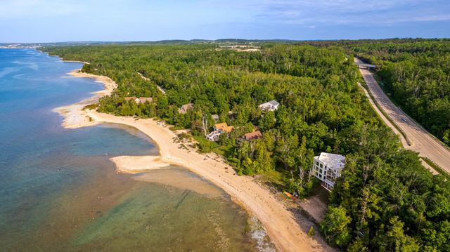 7857 Nine Mile Point Drive, Hayes Twp, MI 49720