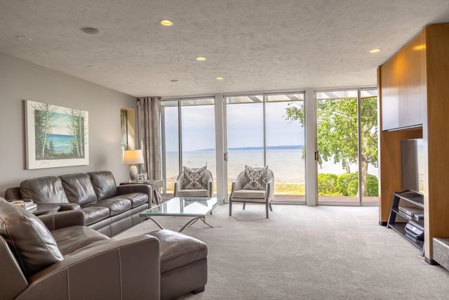 7857 Nine Mile Point Drive, Hayes Twp, MI 49720