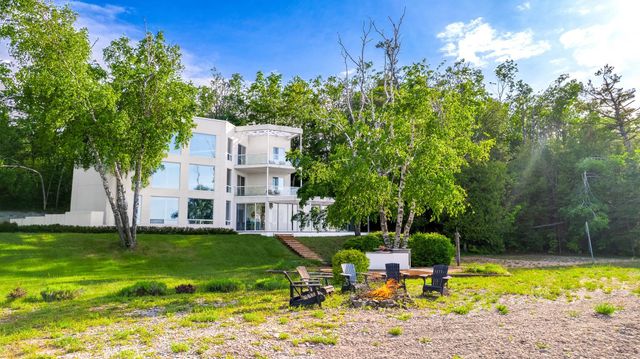 7857 Nine Mile Point Drive, Hayes Twp, MI 49720