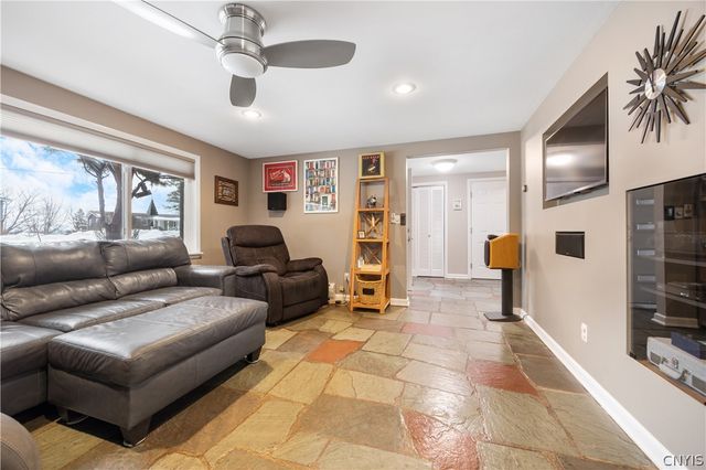 10 Northridge Road, Dewitt, NY 13214