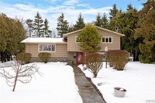 10 Northridge Road, Dewitt, NY 13214