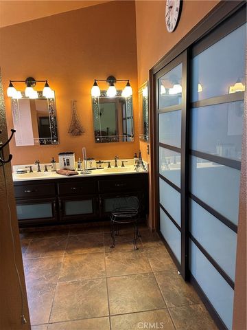 14800 Snake River Court, Victorville, CA 92392