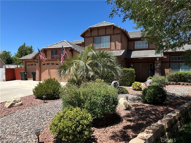 14800 Snake River Court, Victorville, CA 92392