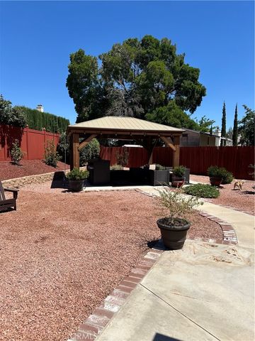 14800 Snake River Court, Victorville, CA 92392
