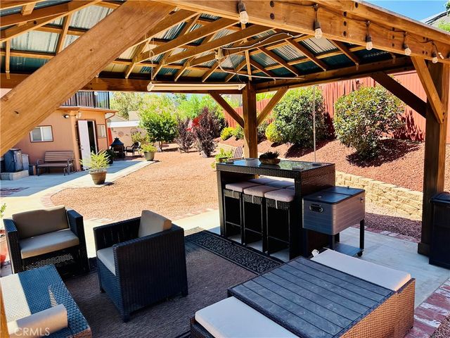 14800 Snake River Court, Victorville, CA 92392